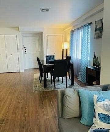 4th image of 610 Anderson Ave APT 1F