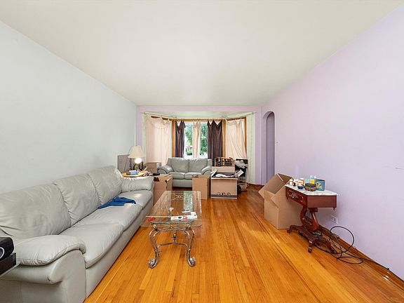 5th image of 10947 S Peoria St