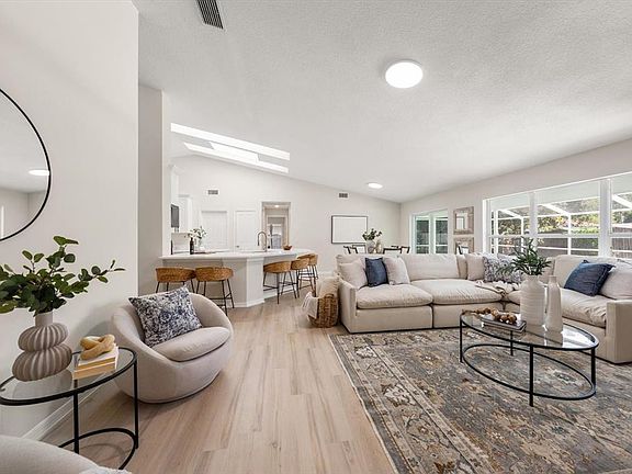 3rd image of 5423 WINDBRUSH DRIVE