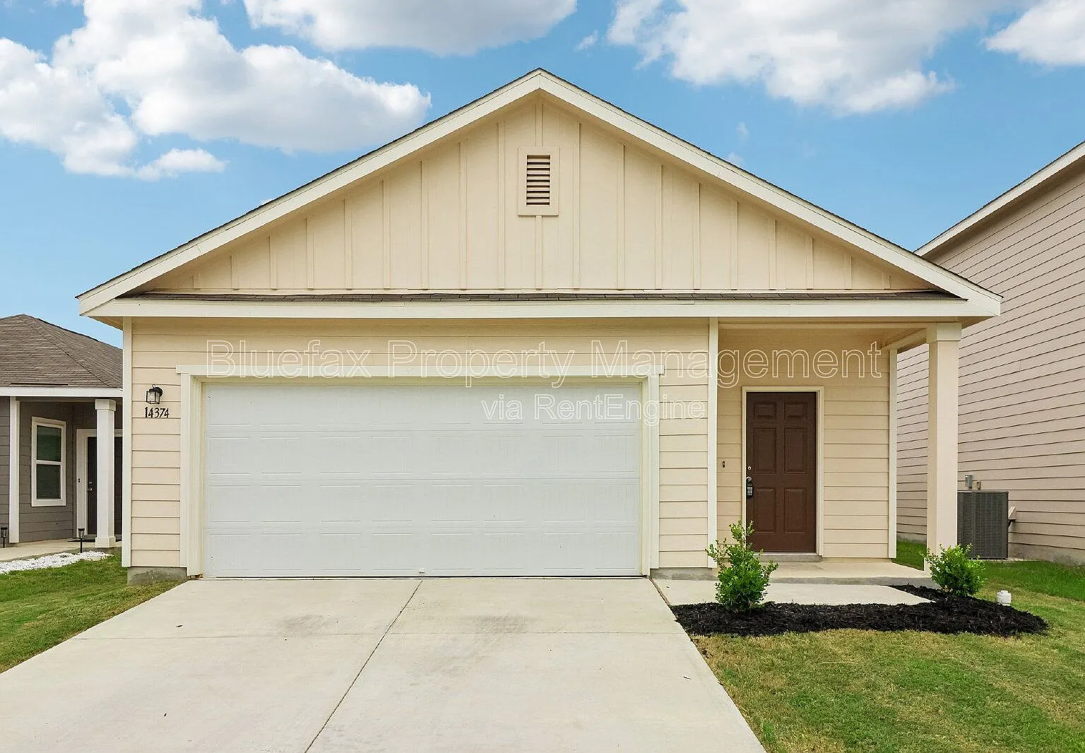 3 bed, 2.0 bath, 1405 sqft, $1,695 — Photo 1