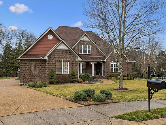 5th image of 1006 Autumn Ridge Ct