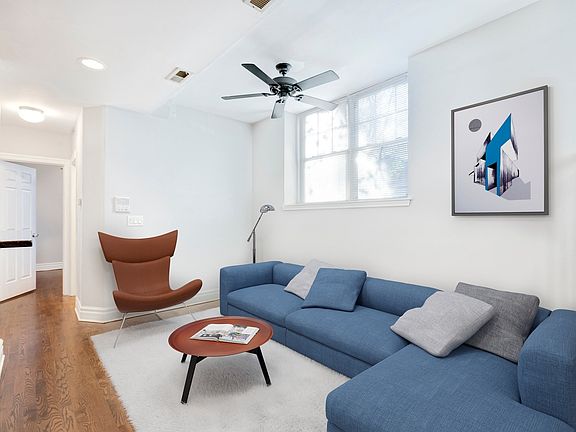 4th image of 6157 N Lakewood Ave #B2