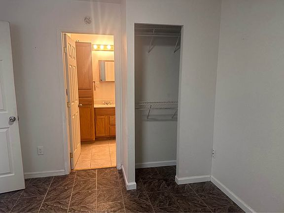 3rd image of 720 N Park St
