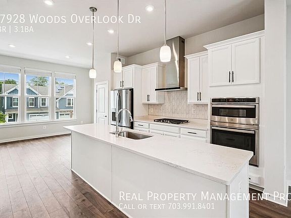 5th image of 17928 Woods Overlook Dr