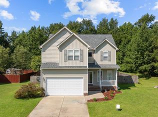 156 Williams Creek Dr, Erwin, NC 28339