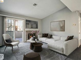 600 Canyon Oaks Dr APT F, Oakland, CA
