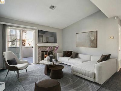 600 Canyon Oaks Dr APT F, Oakland, CA, 94605