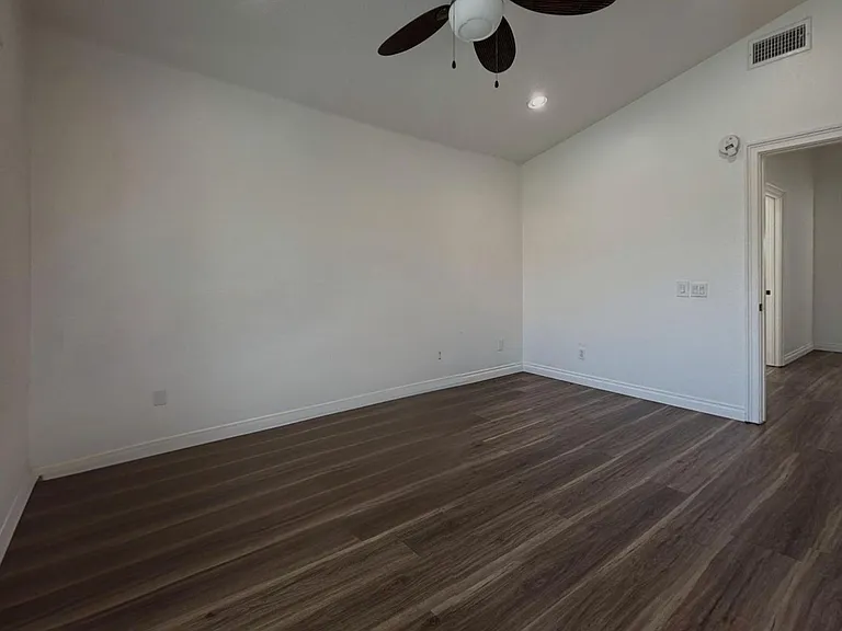 13632 Cabrillo Ct — Photo 12