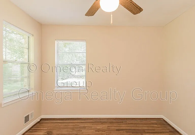 7716 Michael Cir — Photo 21