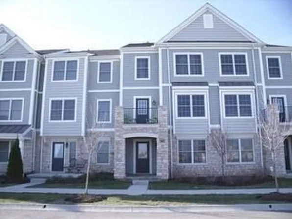 5935 Canyon Creek Dr, Dublin, OH 43016