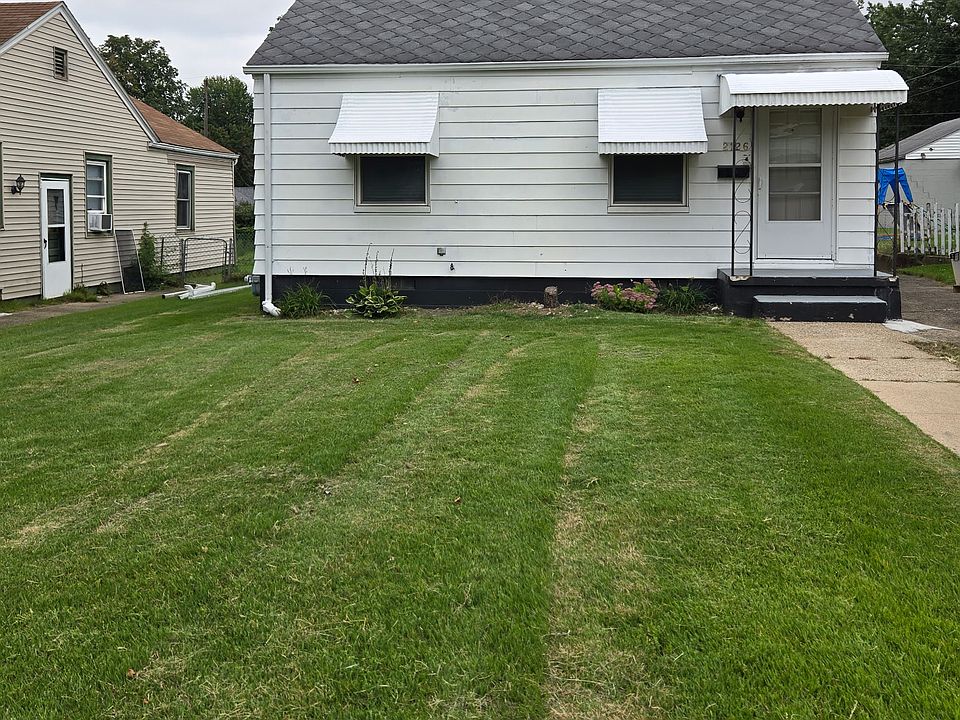 1st image of 2126 S Taylor St