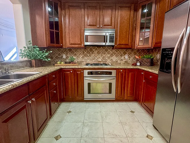 El Dorado Villas — Photo 17