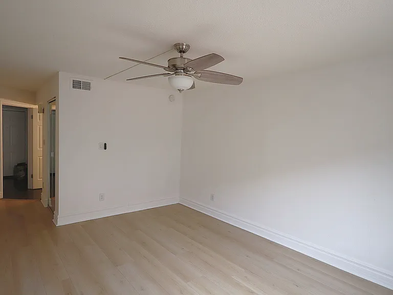 3825 E Camelback Rd #150 — Photo 13
