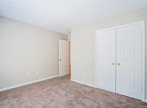 5th image of 2400 Saguaro Ln