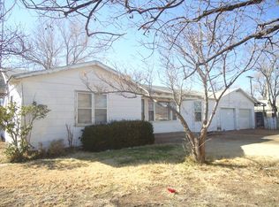 1501 W 15th St, Plainview, TX 79072