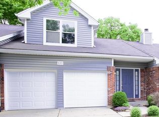 305 Kehrs Mill Bend Ct, Ballwin, MO 63011