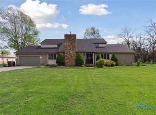 508 Holmes St, Deshler, OH 43516