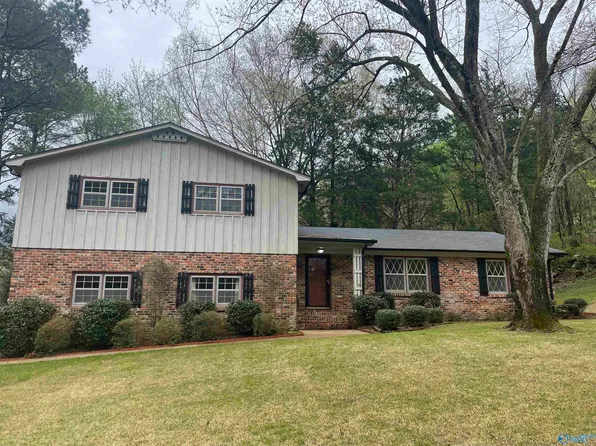 8013 Tea Garden Rd SE, Huntsville, AL 35802
