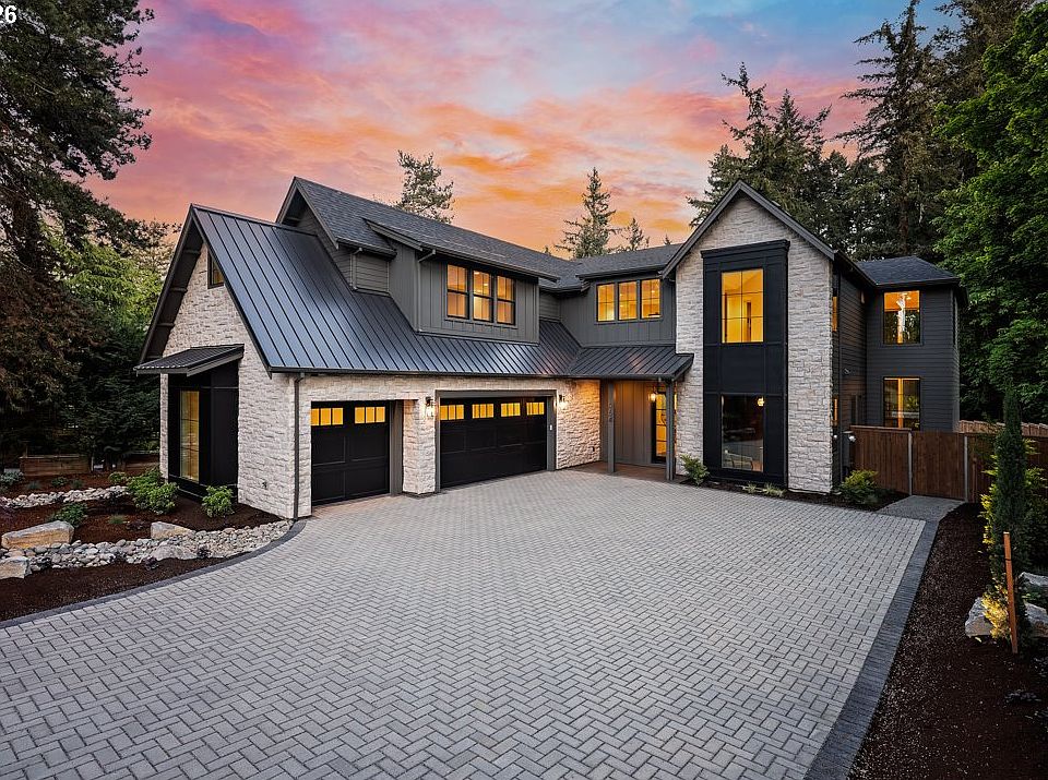 1st image of 964 Country Commons Ln