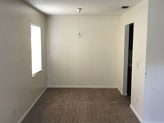 5th image of 2648 Jungle St APT 1