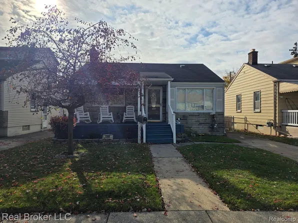 2355 Progress Ave, Lincoln Park, MI 48146