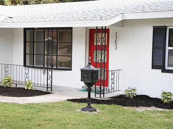 5th image of 1253 E Edgewood Dr