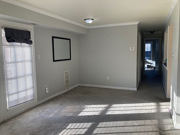 5th image of 12711 Gordon Blvd