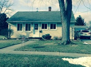612 W Yeasting St, Gibsonburg, OH 43431