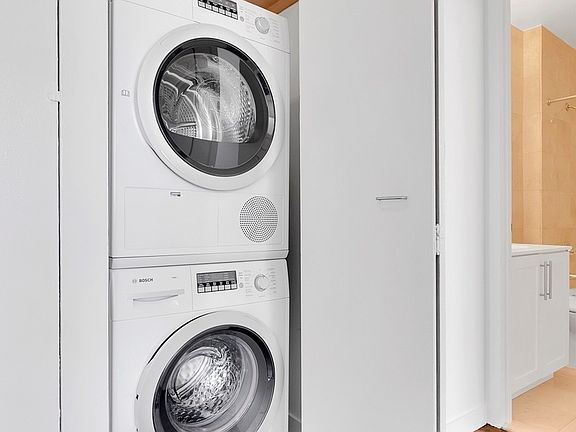 4th image of 247 W 87th St #23A