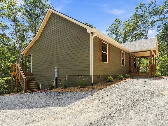 2nd image of 178 Spalding Cir