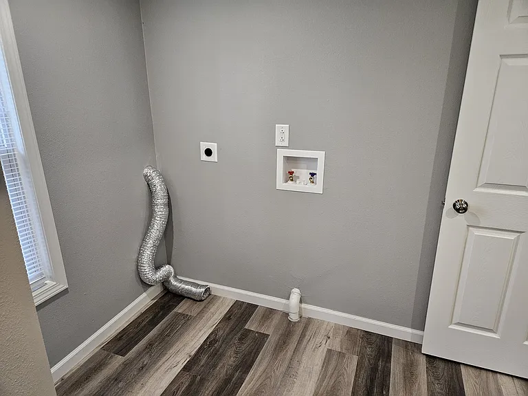 2818 S Rotherwood Ave — Photo 13