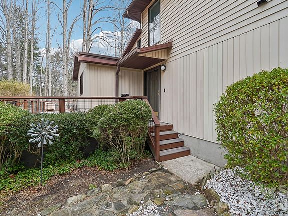 3rd image of 623 Owensby Rd