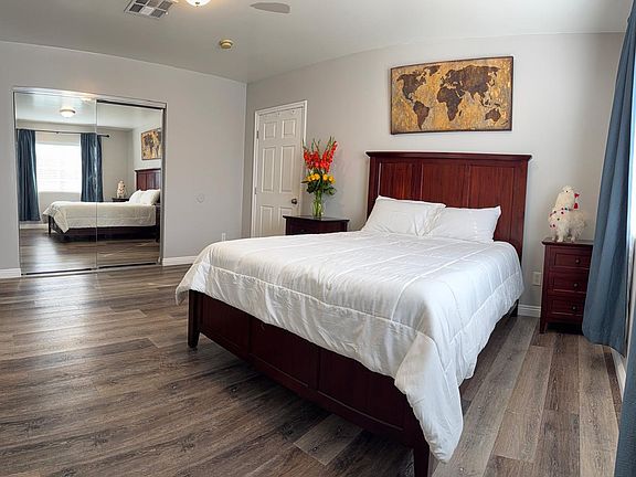 Master - Bed 1