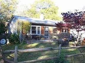 1st image of 217 Florence St