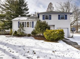 4 Herbert Pl, West Caldwell Twp., NJ 07006