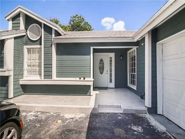 10135 SW 139th Pl — Photo 19