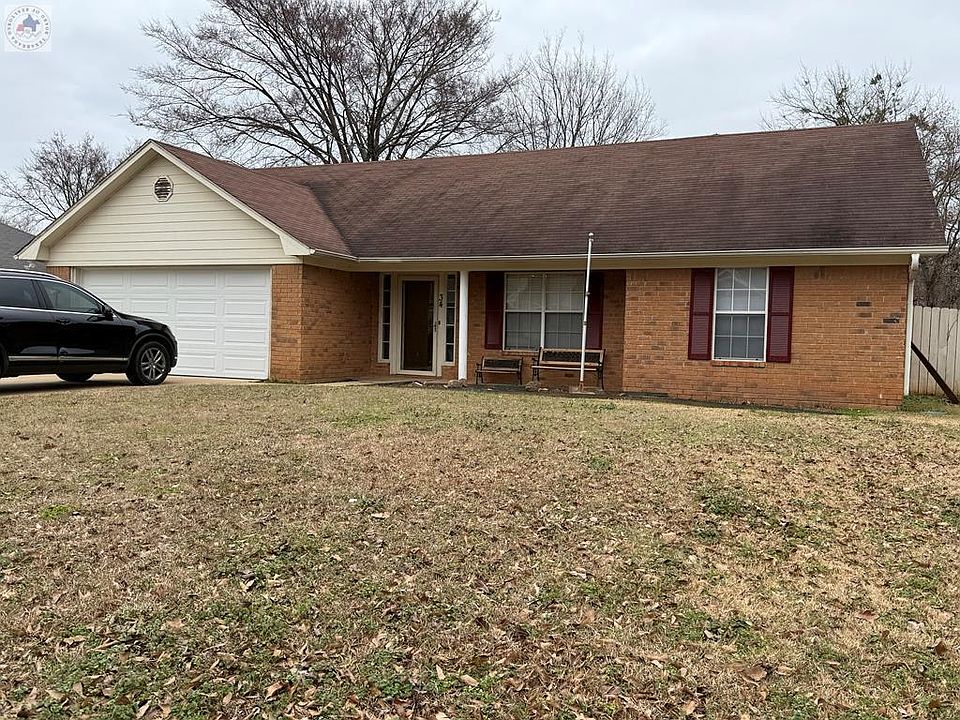 1st image of 34 Green Oaks Cir