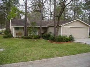 1 Raccoon Ln, Spring, TX 77380