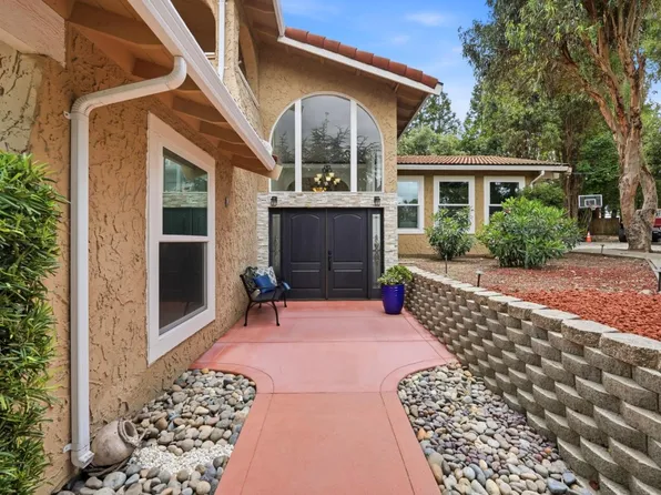 3310 White Oak Ct, Morgan Hill, CA 95037