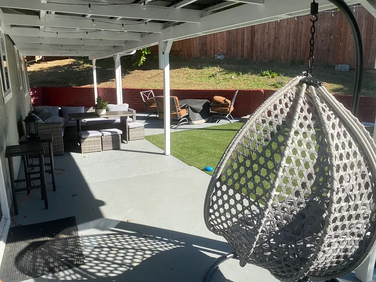 Pueblo Way — Photo 5
