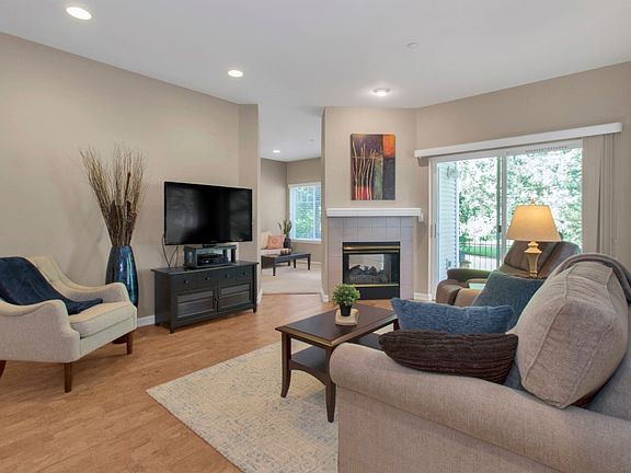 5th image of 4714 Fairwood Blvd NE Unit 1702