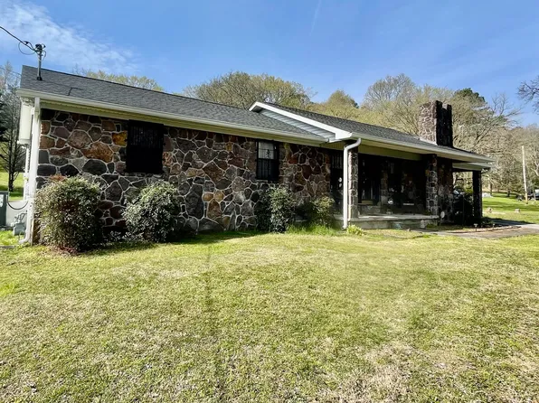 217 Wallaceville School Rd, Chickamauga, GA 30707