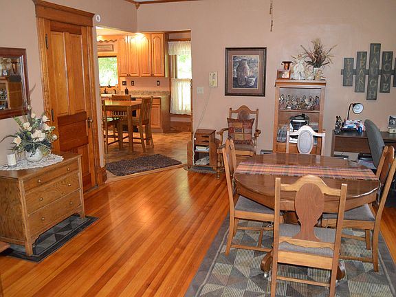 4th image of this home