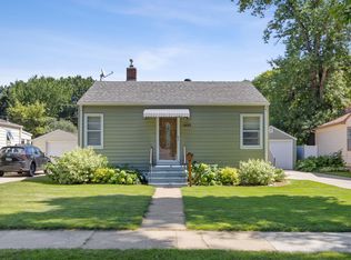 1633 3rd St N, Fargo, ND 58102