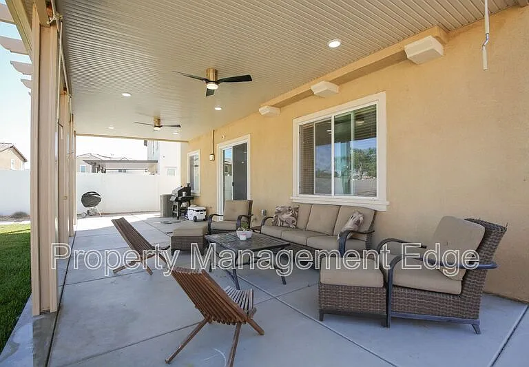 30463 Ridgely Way — Photo 28