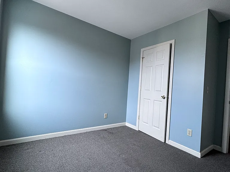 126 Vine St #15 — Photo 10