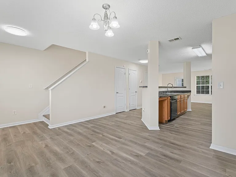 745 Outlook Way — Photo 7