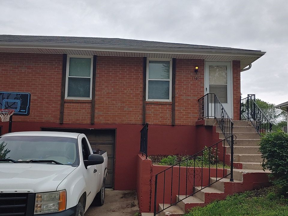 1st image of 114 SW 21st St APT A
