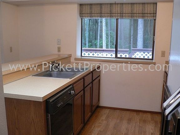 4th image of 11891 Avellana Cir NW