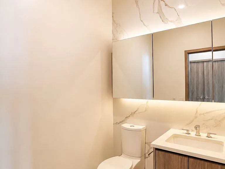 3 Concord Cityplace Way #Penthouse 8105 — Photo 39